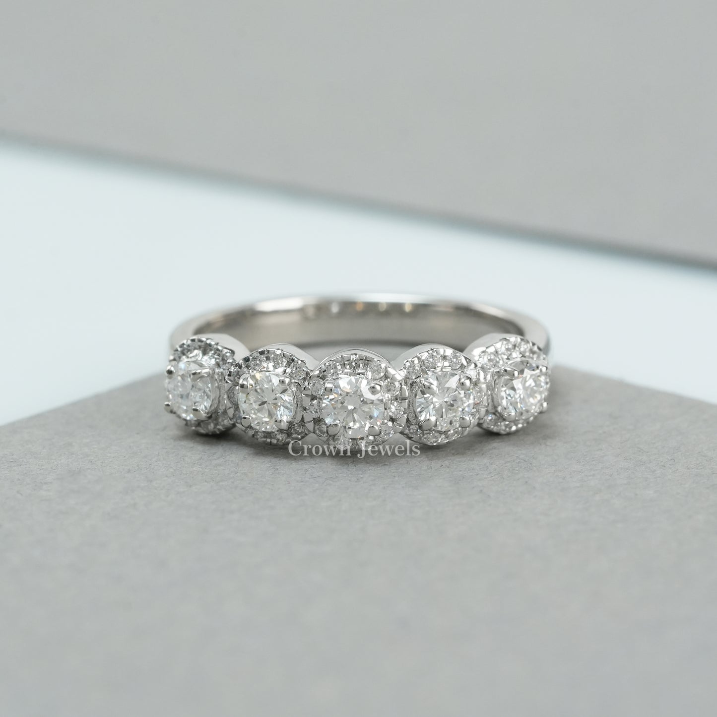 Round Cut Halo Lab Diamond Engagement Ring