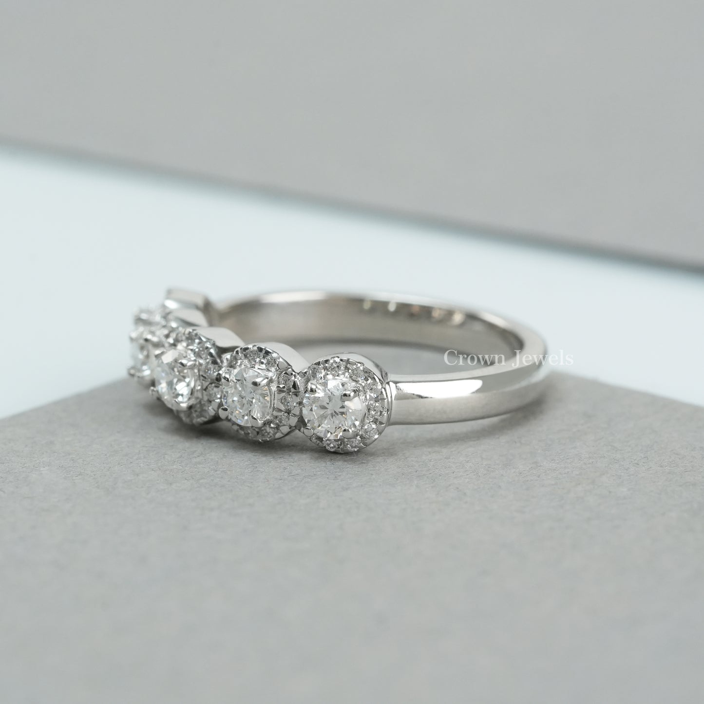 Round Cut Halo Lab Diamond Engagement Ring