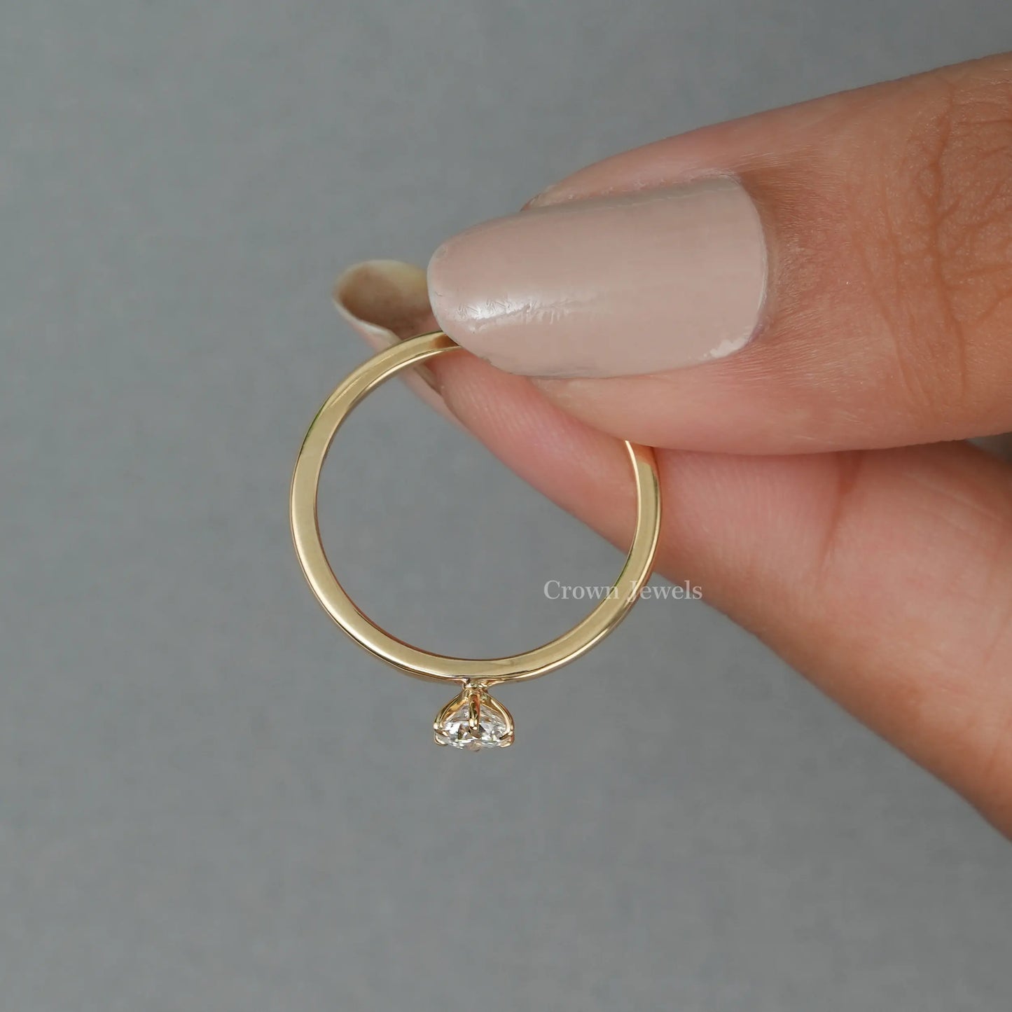 Round Cut Solitaire Diamond Engagement Ring
