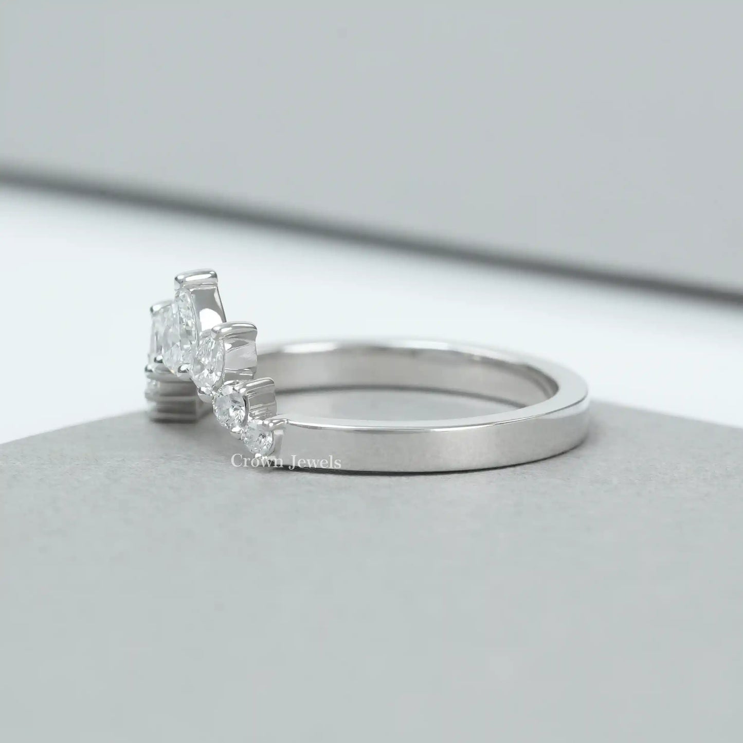 Pear Cut Lab Grown Diamond Curved Band