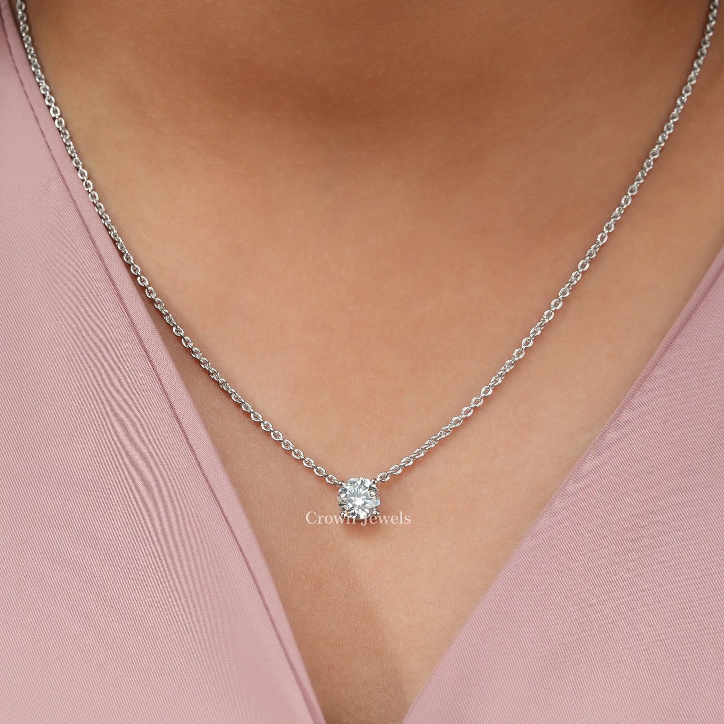 Round Cut Lab Grown Diamond Pendant