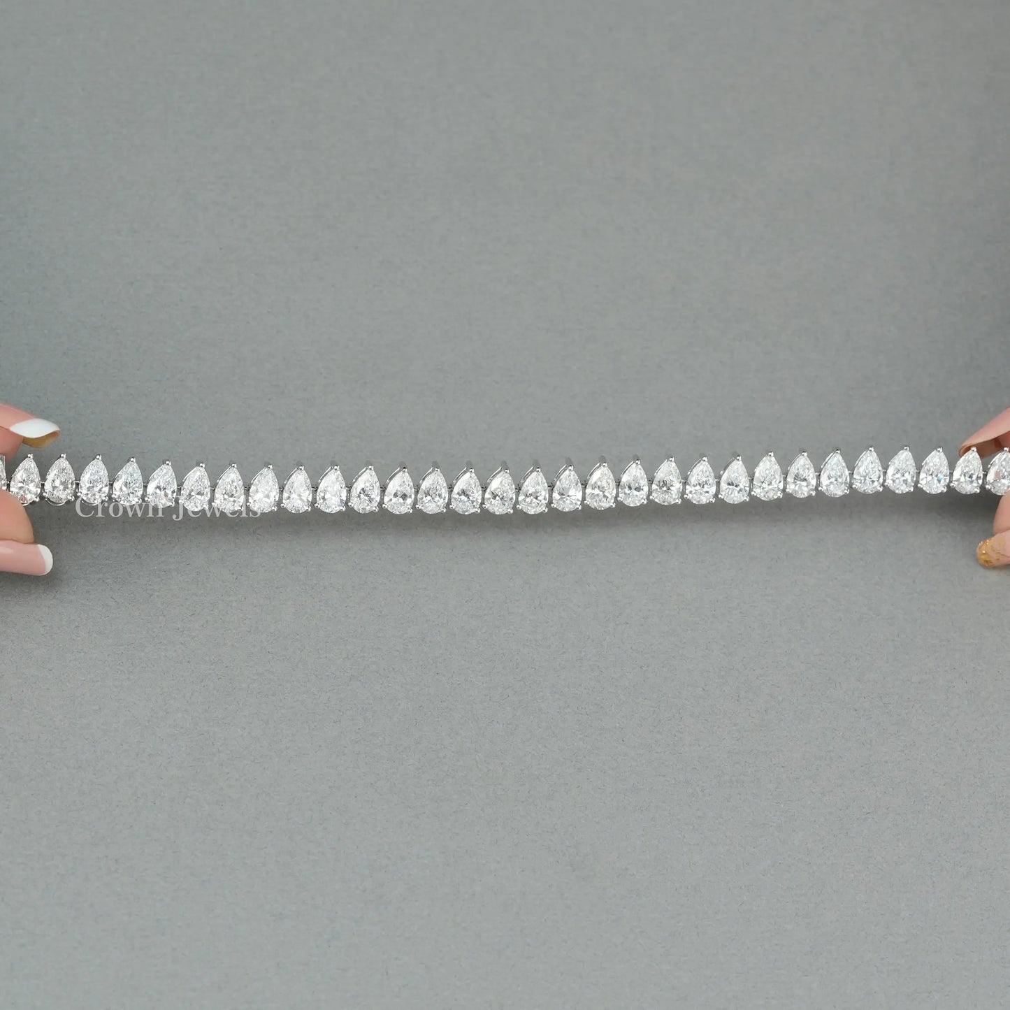 Pear Diamond Tennish Bracelet