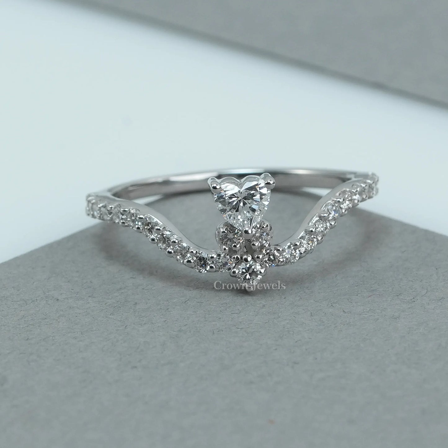 Heart Diamond Carved Anniversary Band