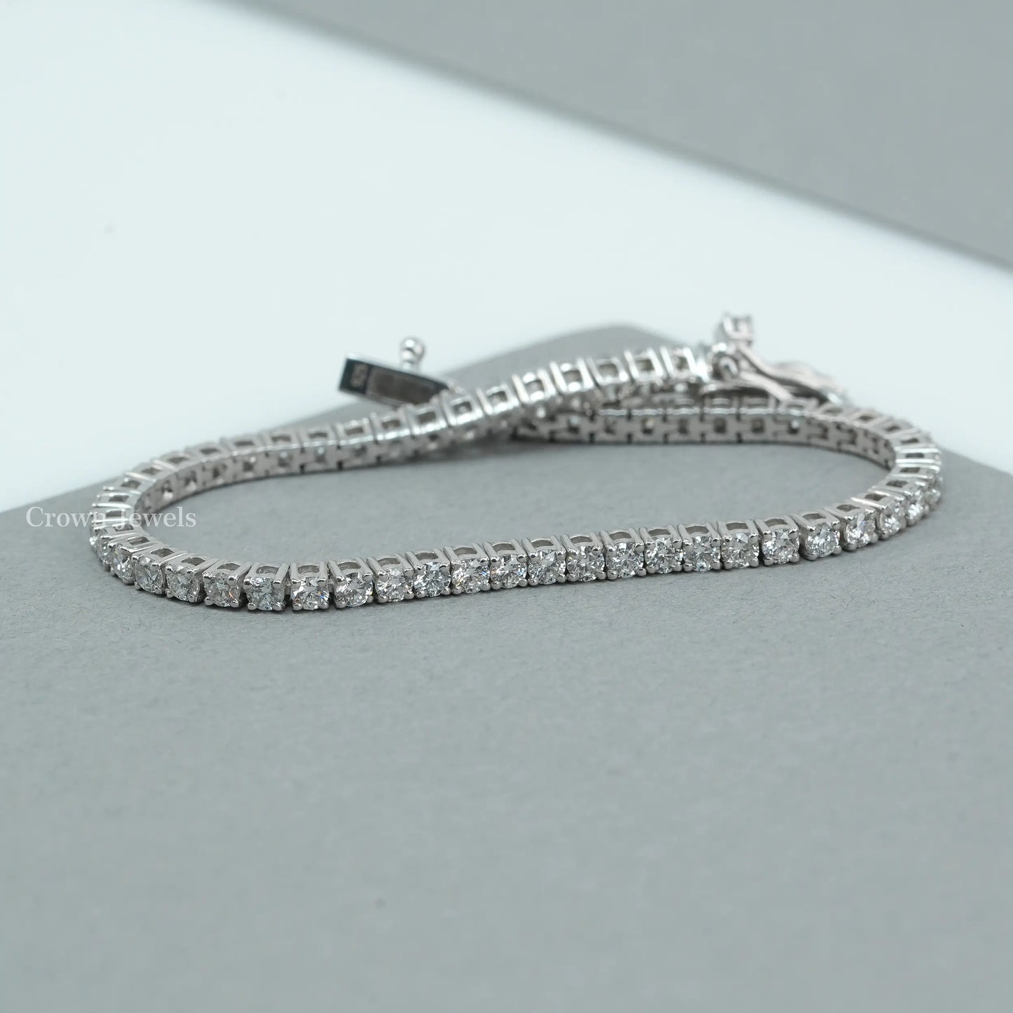 Round Diamond Tennis Bracelet