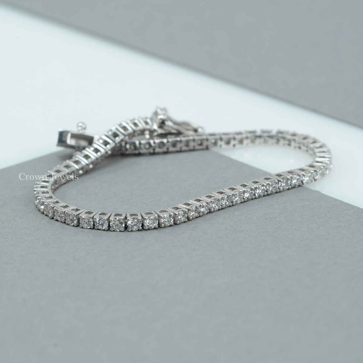 Round Diamond Tennis Bracelet