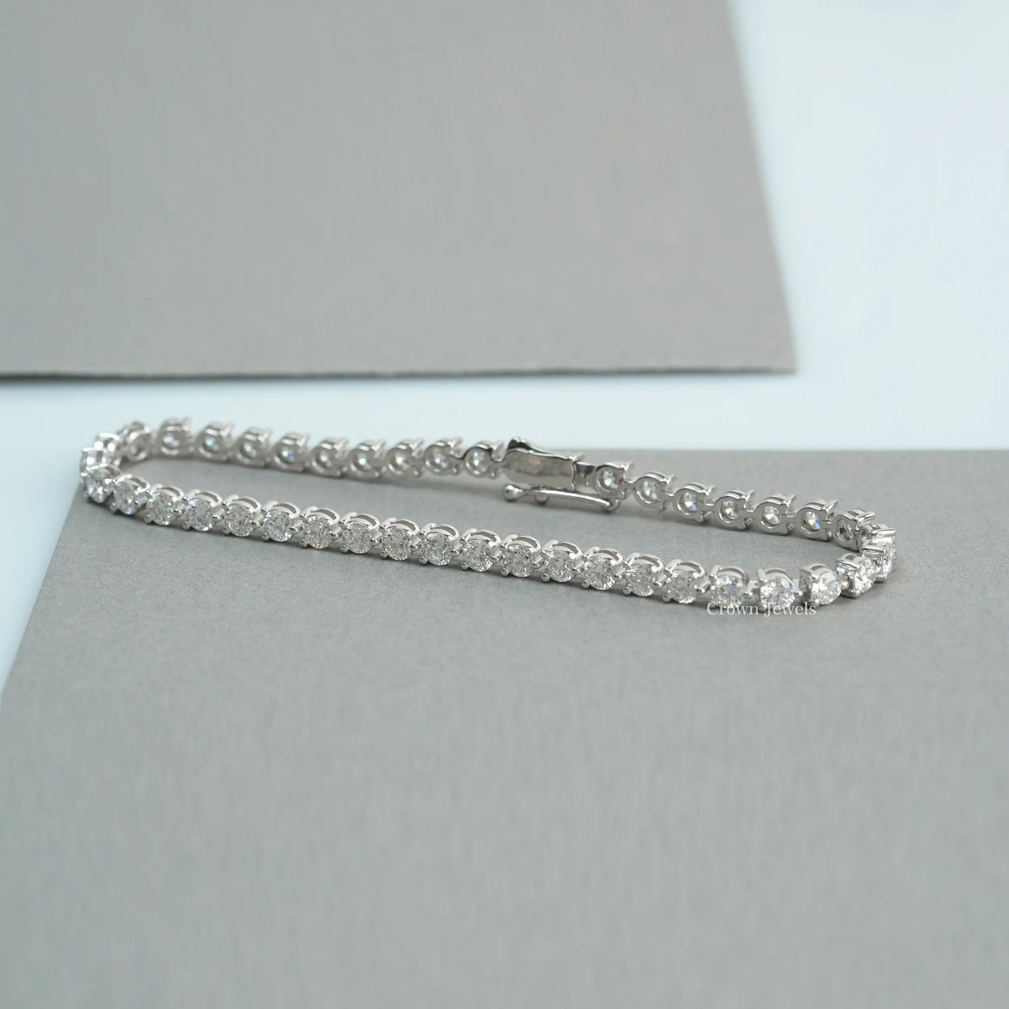 Round Diamond Tennis Bracelet
