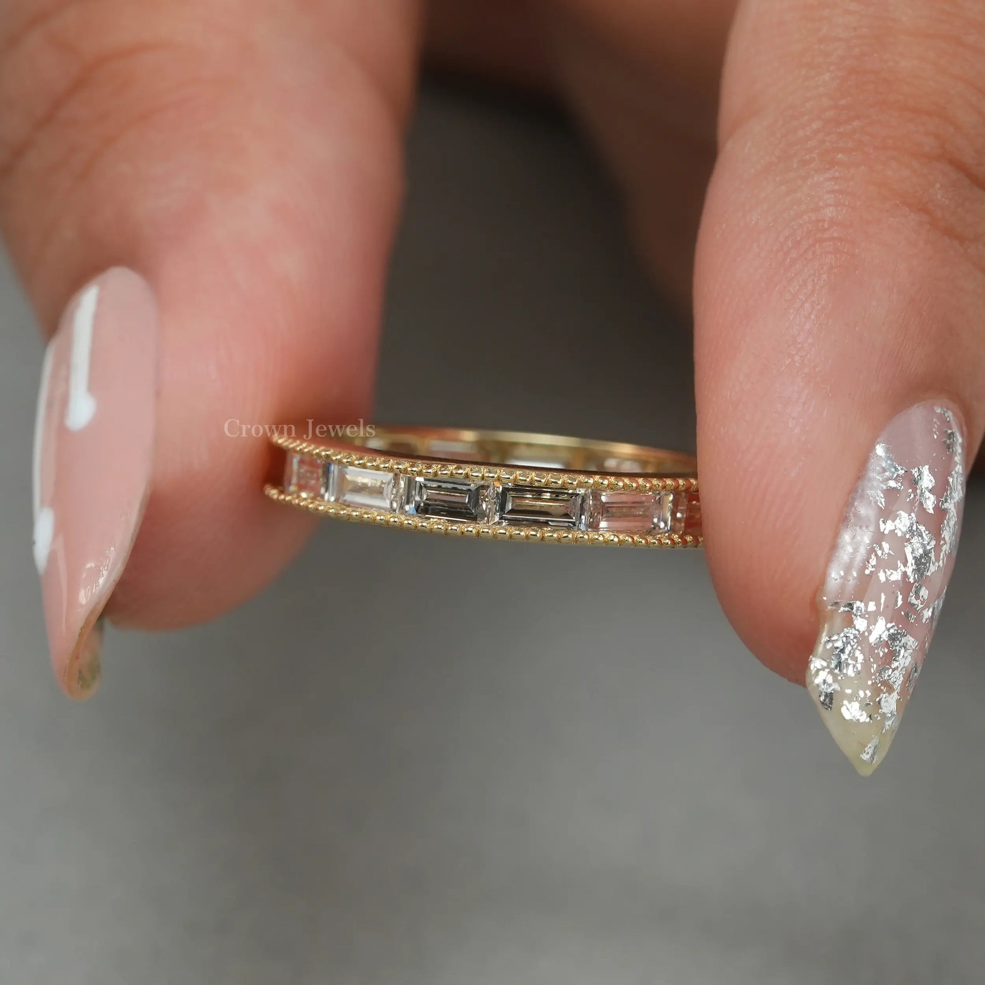 バゲットカットダイヤモンドレール留めフルエタニティリング – Crownjewels バゲットカットダイヤモンドレール留めフルエタニティリング – Crownjewels