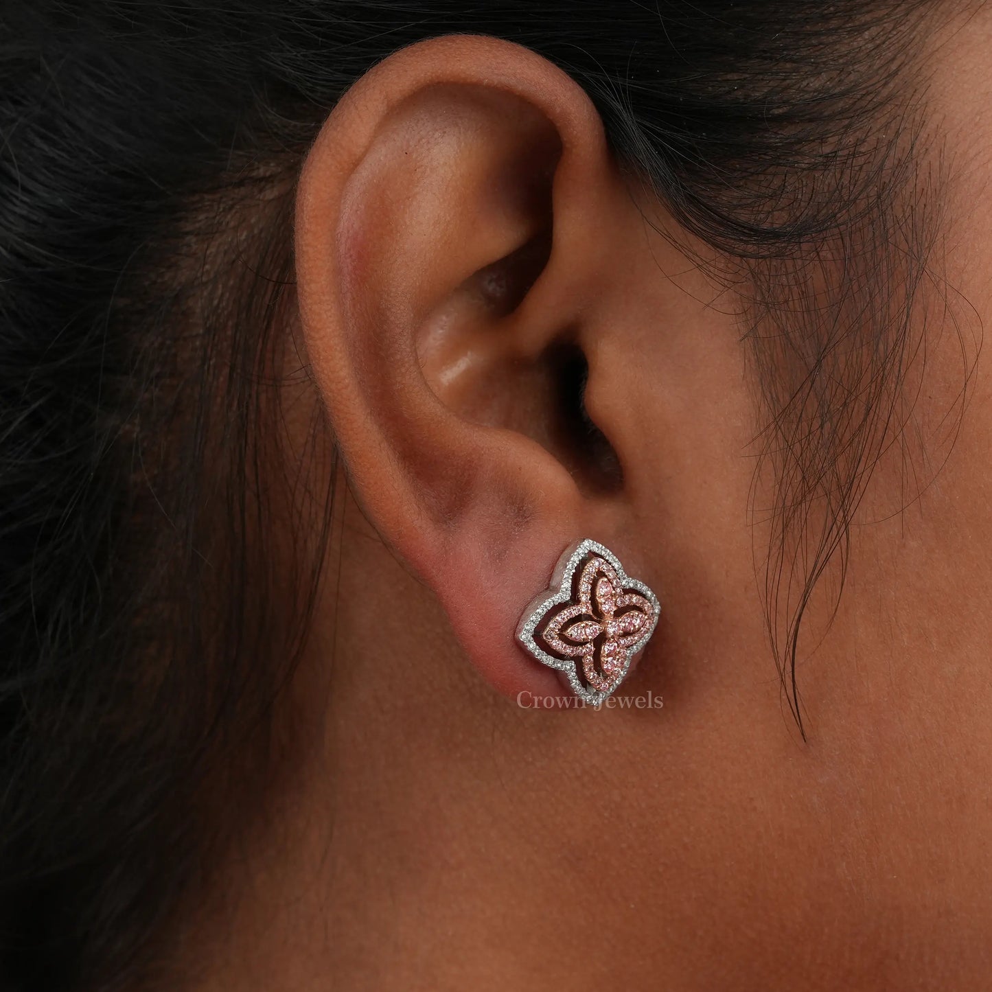 Round Cluster Diamond Stud Earrings