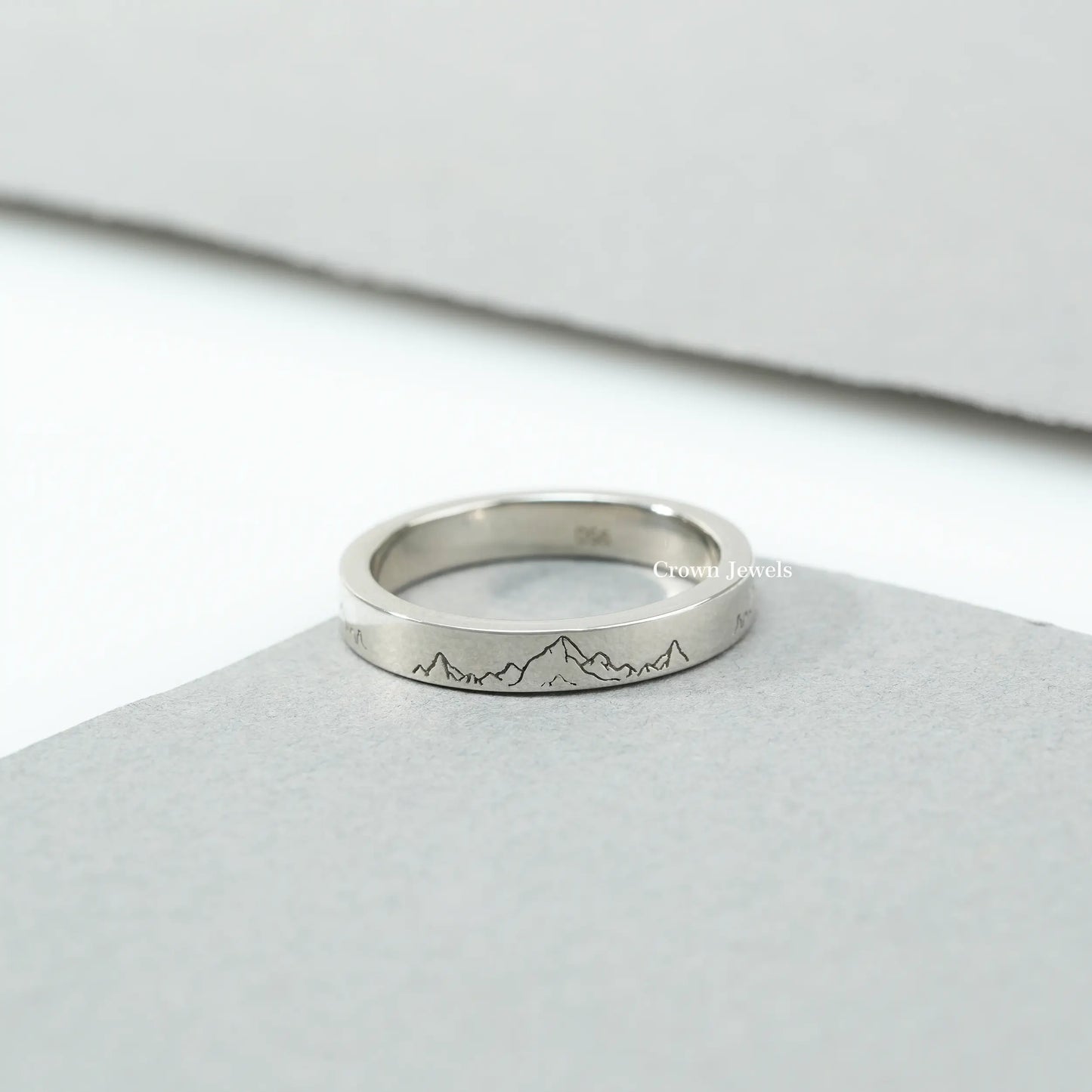 Mountain Pattern Unisex Wedding Band