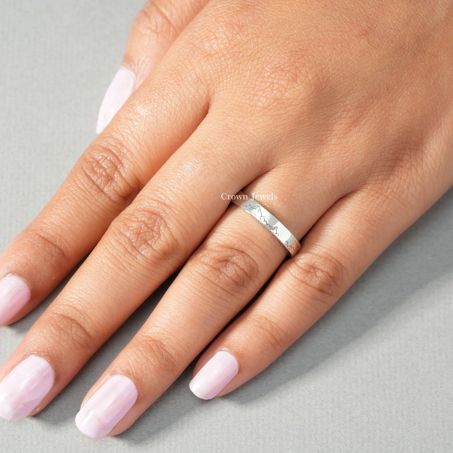 Mountain Pattern Unisex Wedding Band