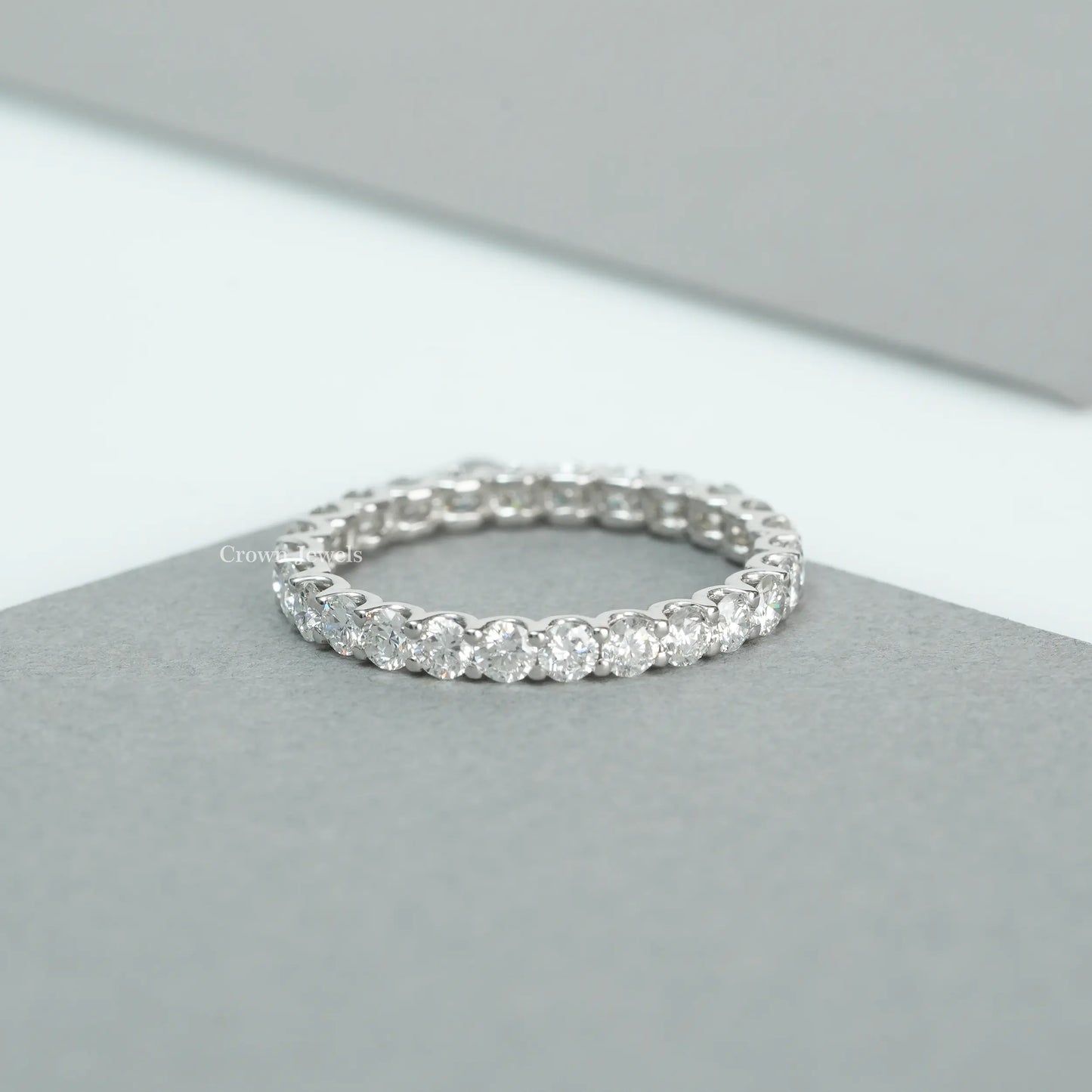 Round Diamond Eternity Wedding Band