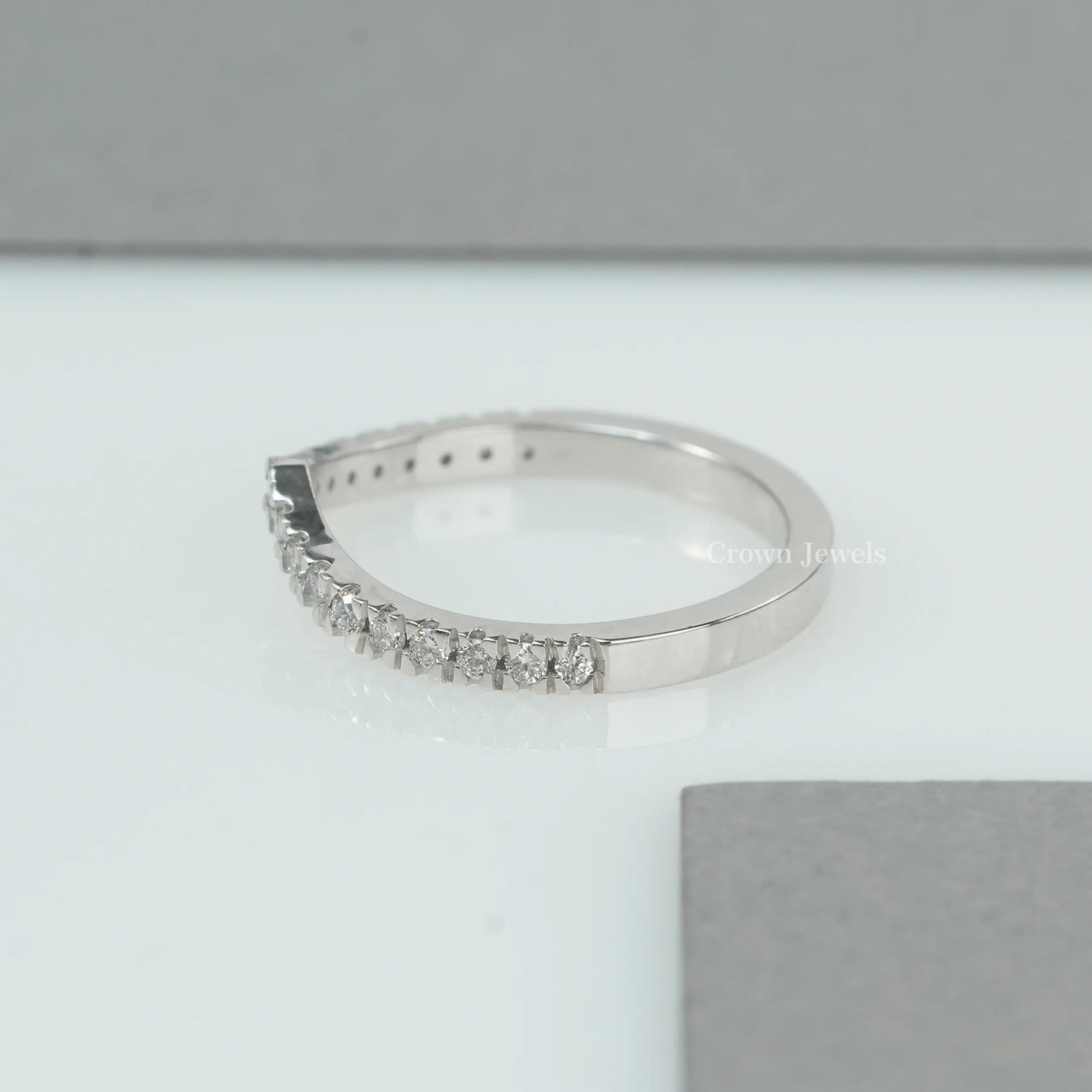 Round Diamond  Curved Wedding Band