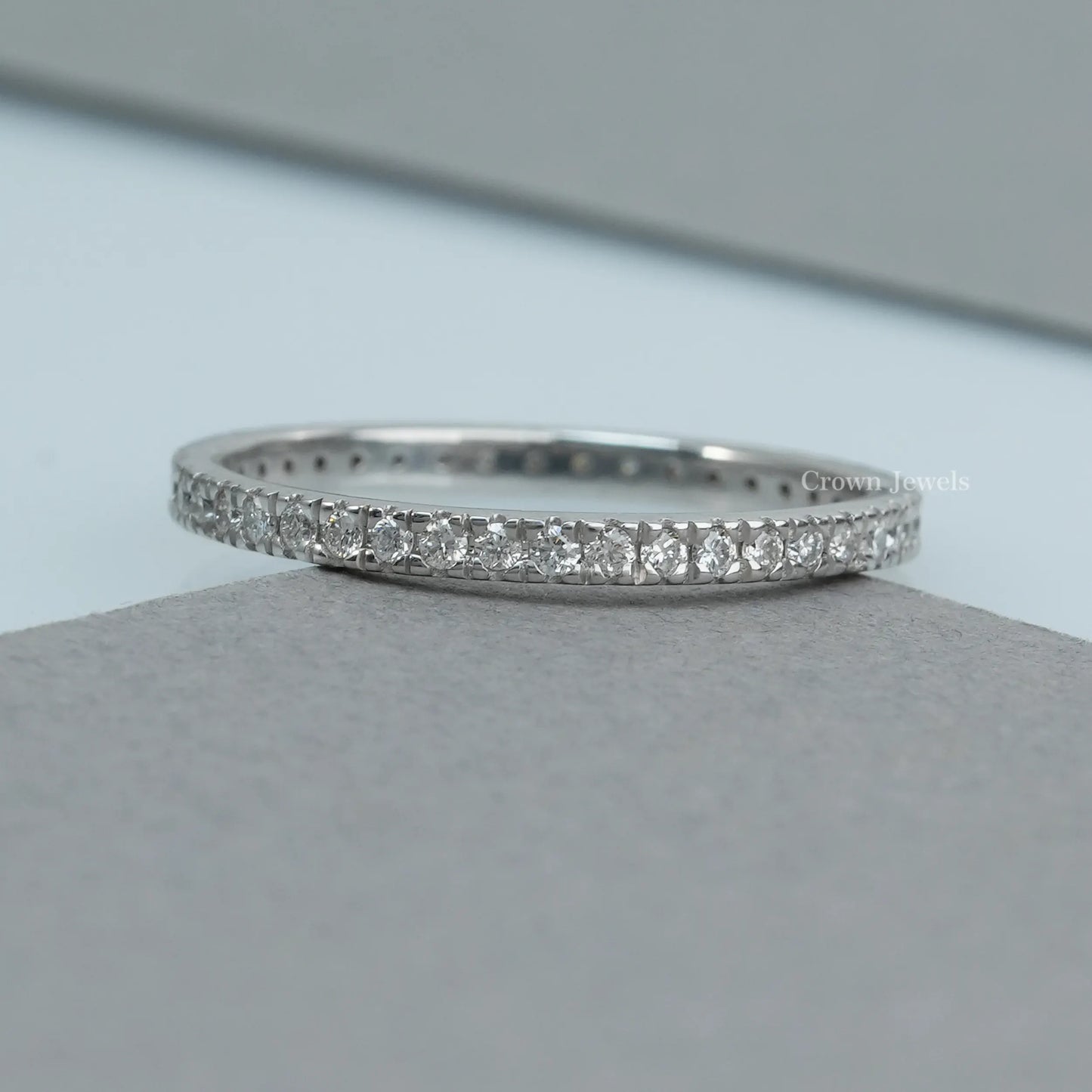 Round  Diamond  Eternity  Wedding Band